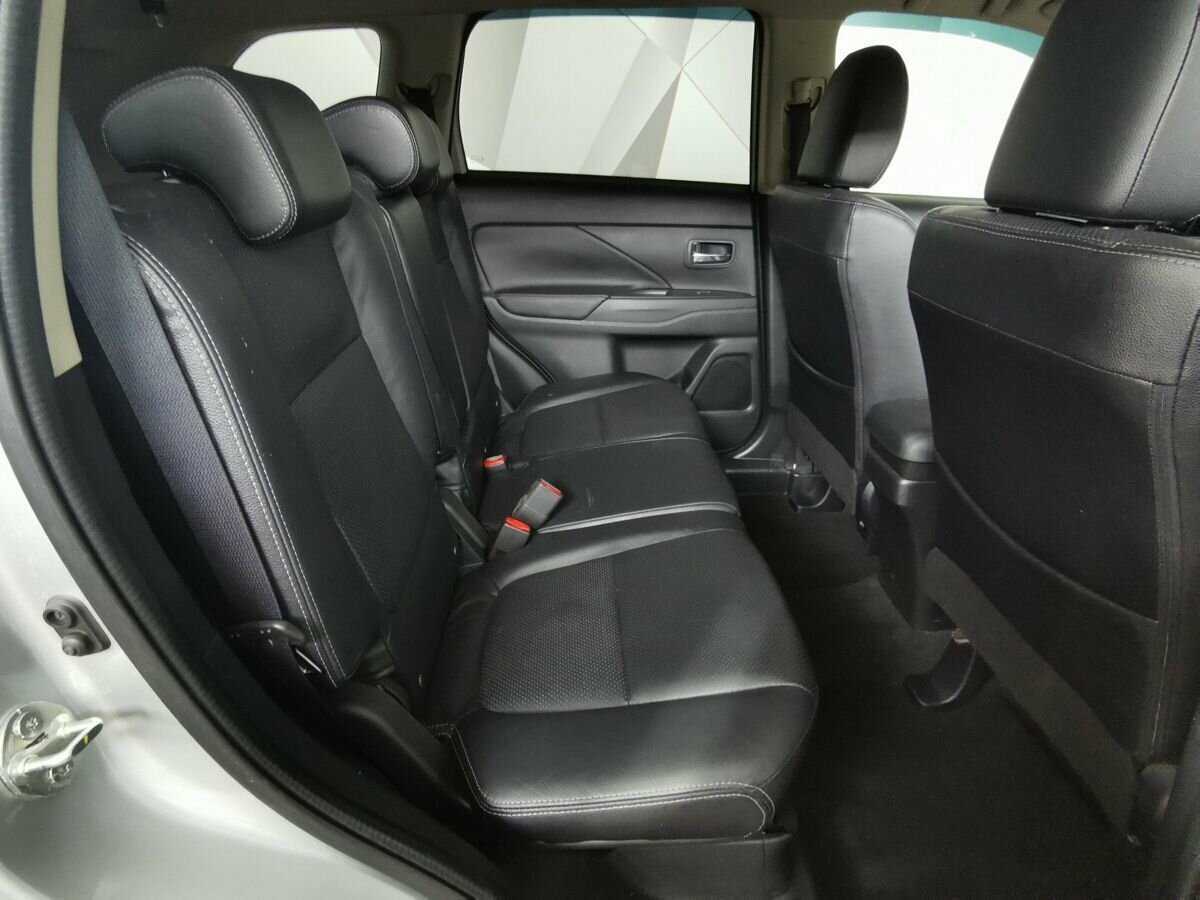 Mitsubishi Outlander 2016 года с пробегом. Фото: #11