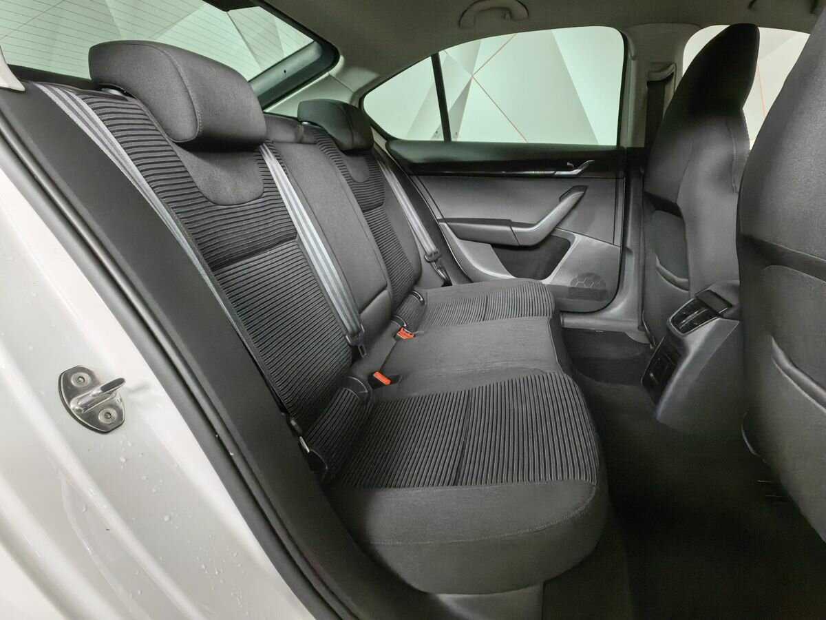 Skoda Octavia 2015 года с пробегом. Фото: #11