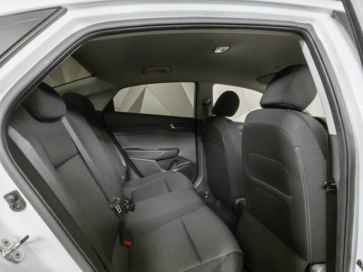 Hyundai Solaris 2021 года с пробегом. Фото: #11