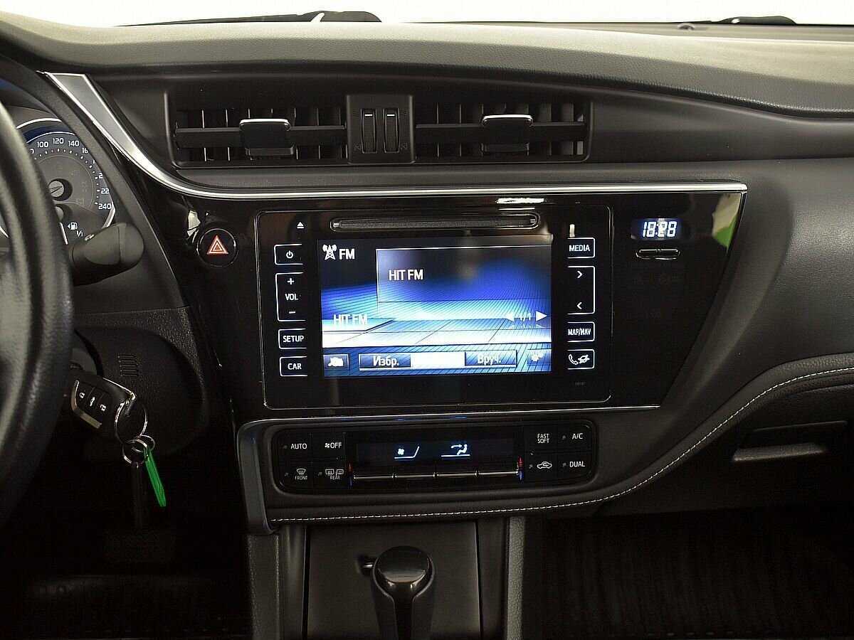 Toyota Corolla 2017 года с пробегом. Фото: #12