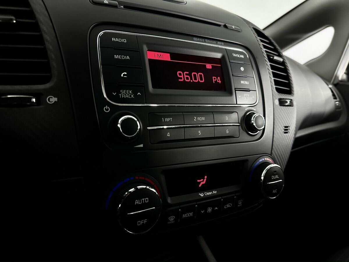 Kia Cerato 2014 года с пробегом. Фото: #8