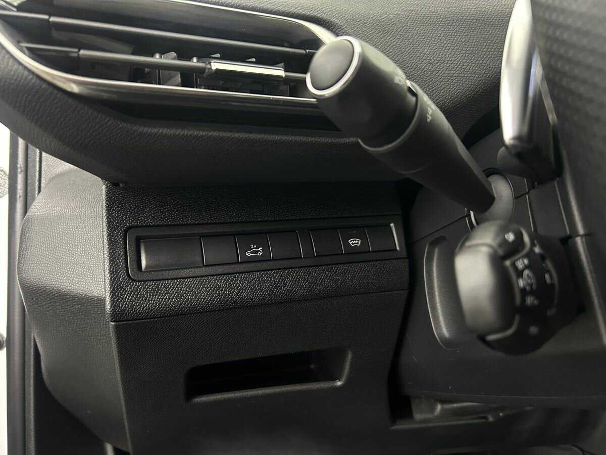 Peugeot 5008 2020 года с пробегом. Фото: #6