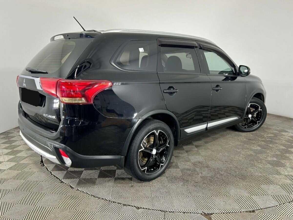 Mitsubishi Outlander 2015 года с пробегом. Фото: #4