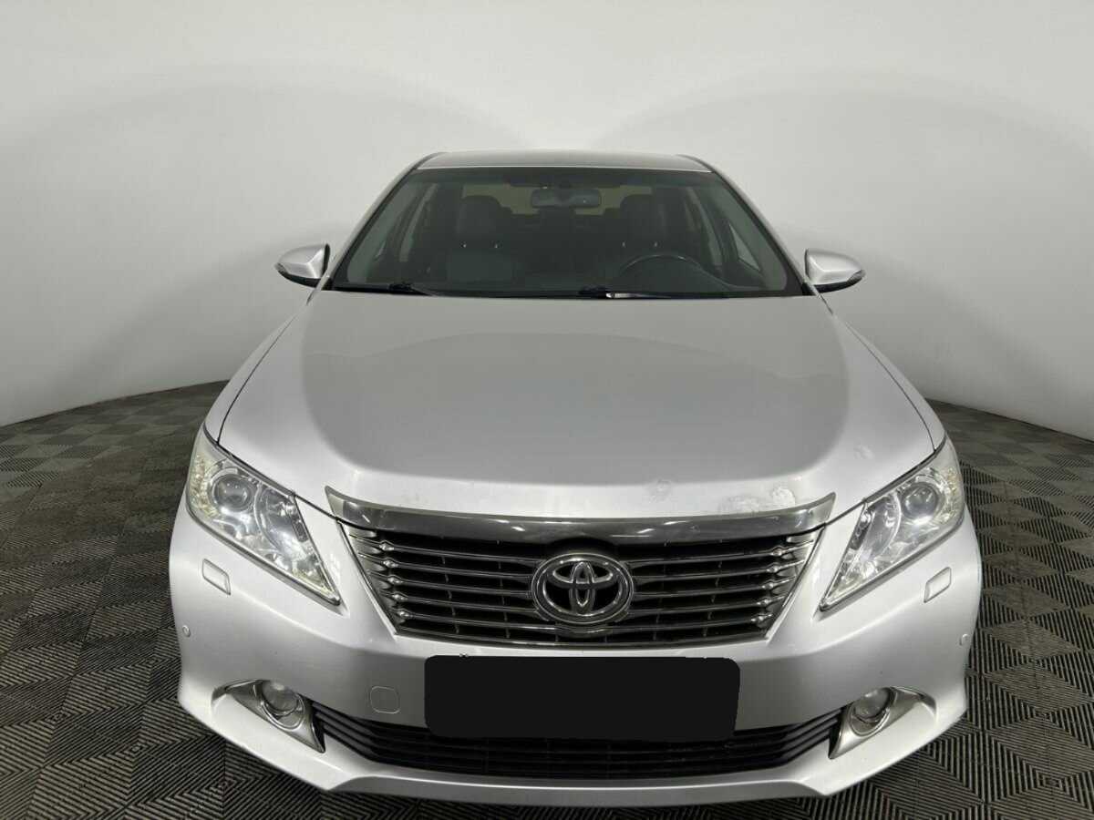 Toyota Camry 2013 года с пробегом. Фото: #1