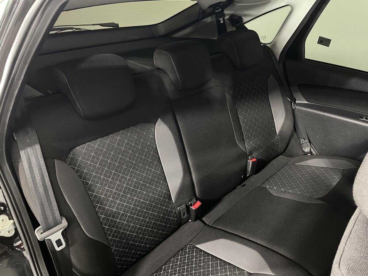 Lada (ВАЗ) Granta 2019 года с пробегом. Фото: #14