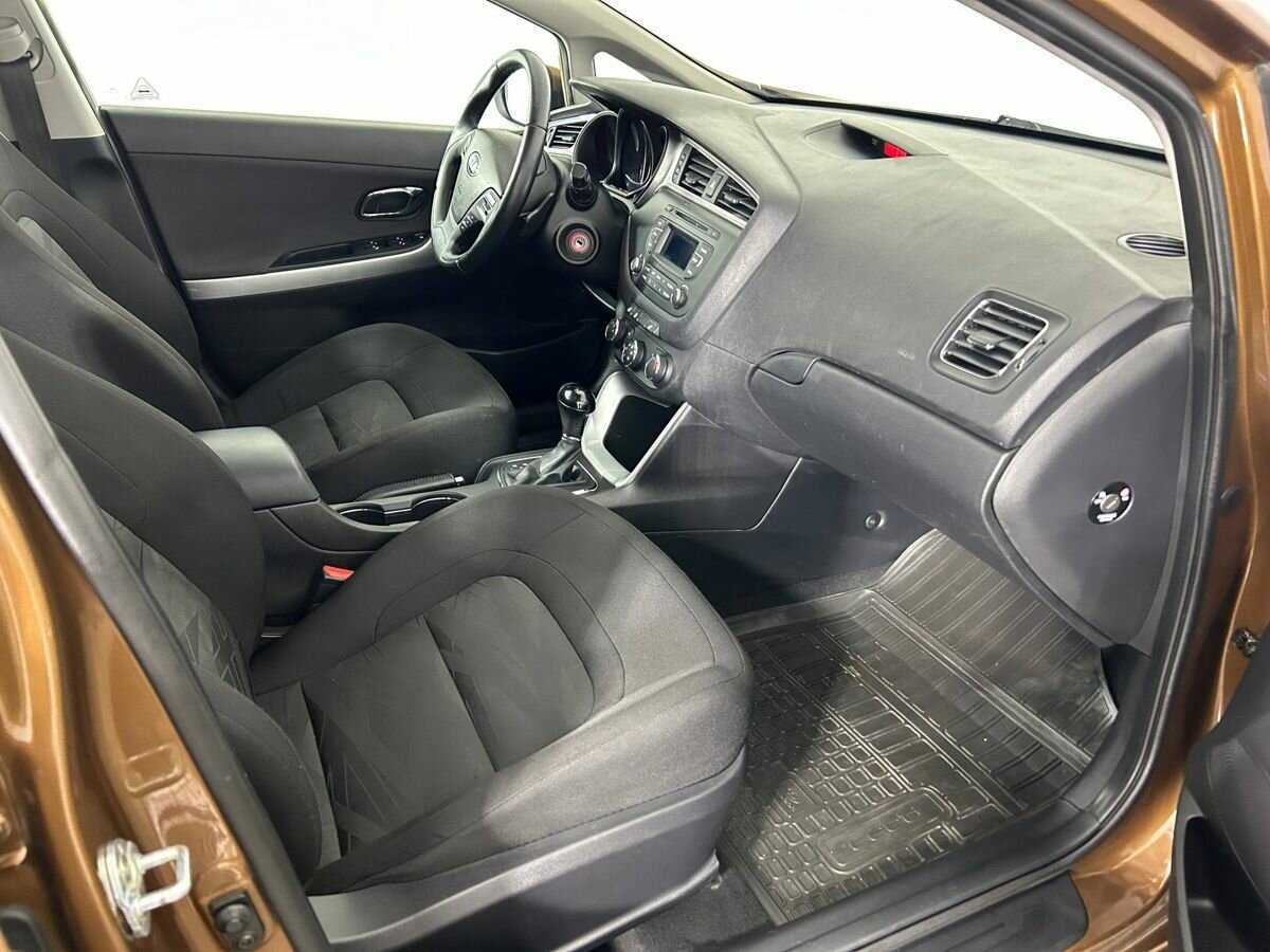 Kia Ceed 2016 года с пробегом. Фото: #12