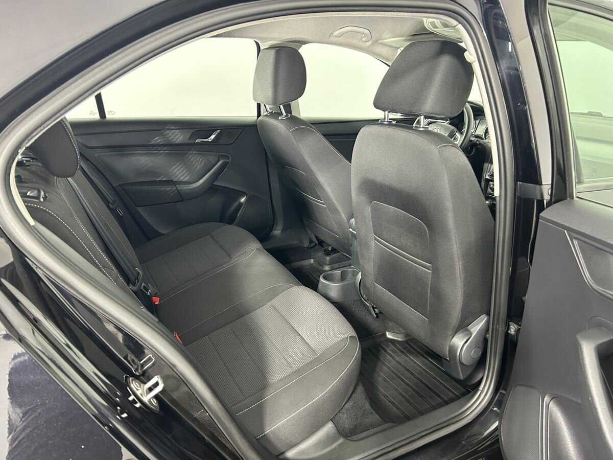 Skoda Rapid 2014 года с пробегом. Фото: #15