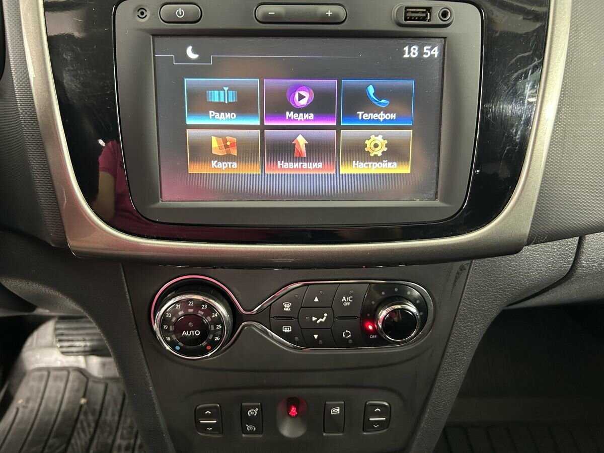 Renault Sandero 2016 года с пробегом. Фото: #9