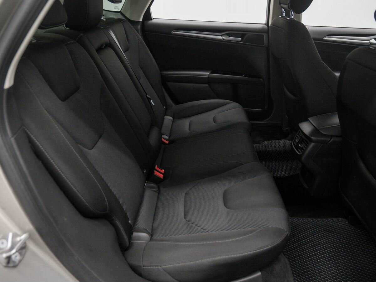 Ford Mondeo 2016 года с пробегом. Фото: #8