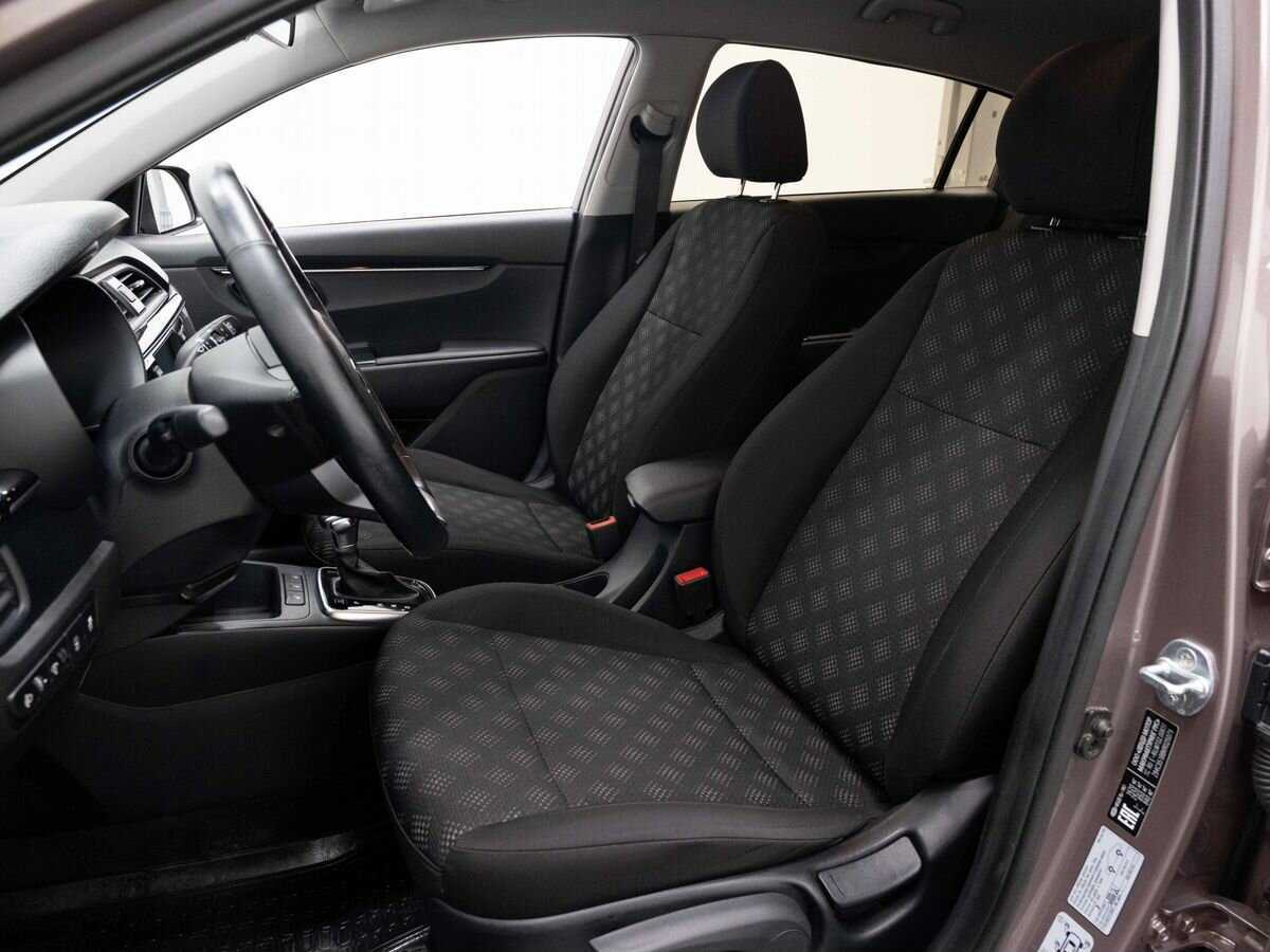 Kia Rio 2018 года с пробегом. Фото: #7