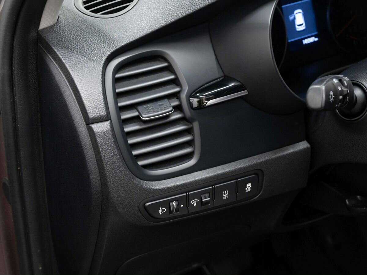 Kia Rio 2018 года с пробегом. Фото: #18