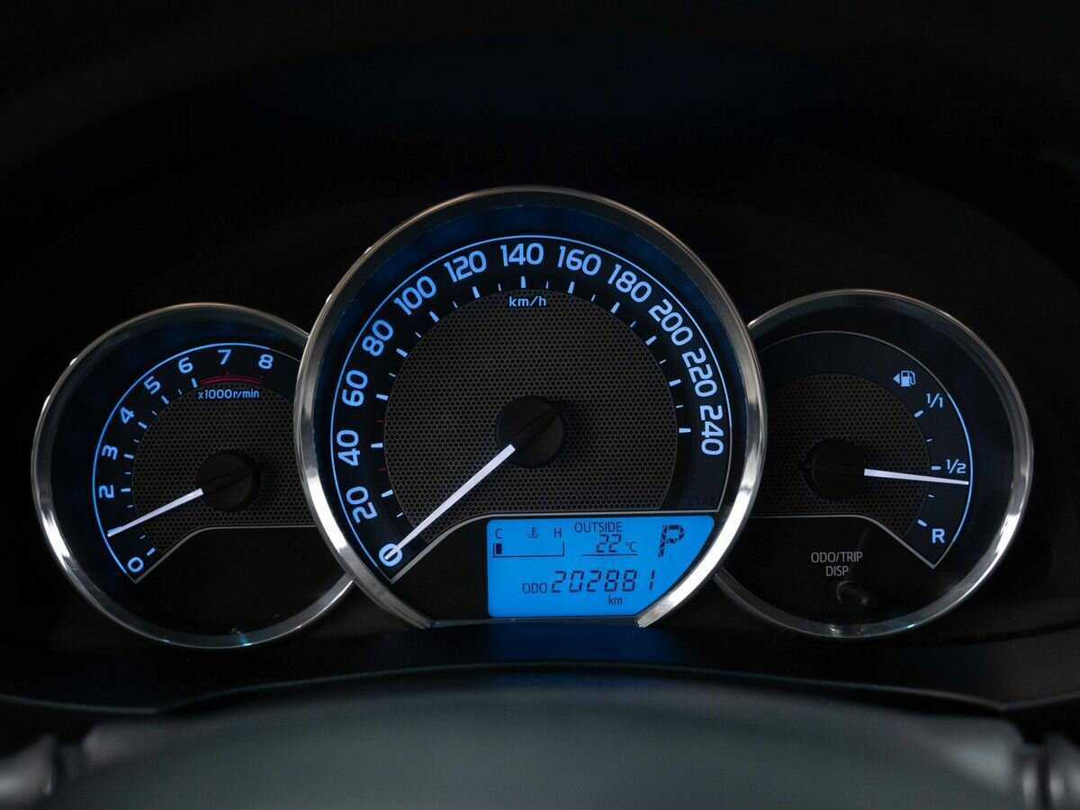 Toyota Corolla 2013 года с пробегом. Фото: #18