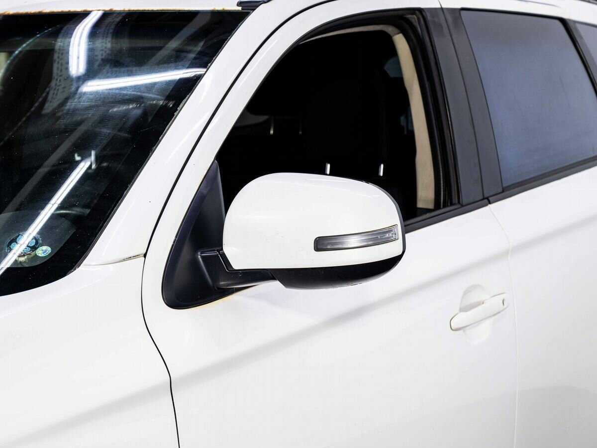 Mitsubishi Outlander 2012 года с пробегом. Фото: #7