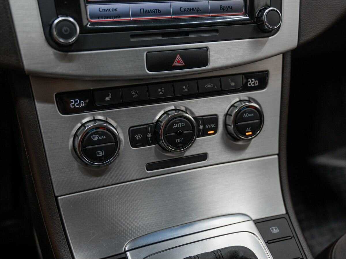 Volkswagen Passat 2012 года с пробегом. Фото: #18