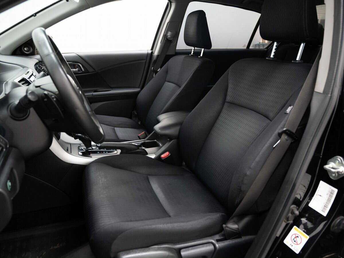 Honda Accord 2013 года с пробегом. Фото: #7