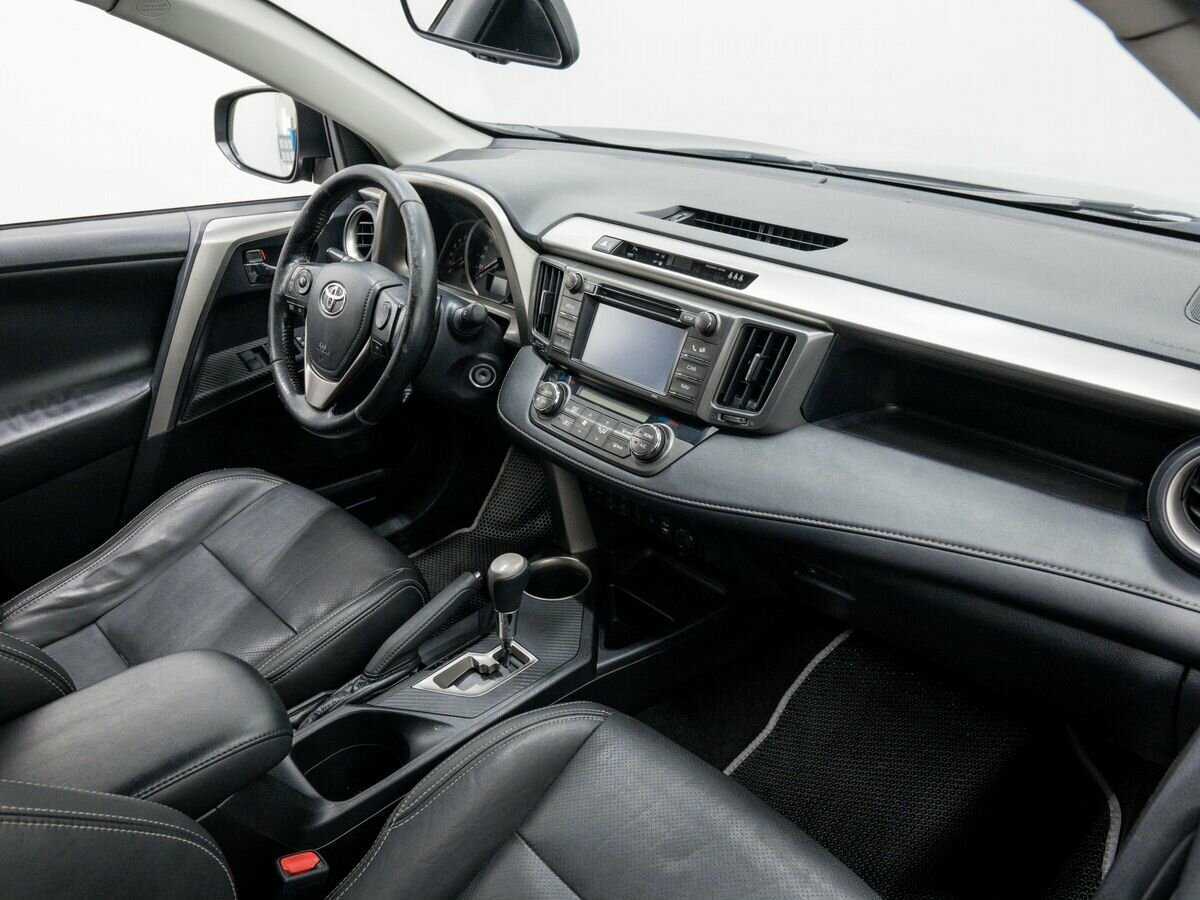 Toyota RAV4 2014 года с пробегом. Фото: #6