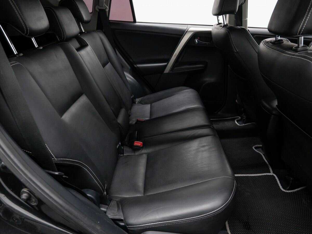 Toyota RAV4 2014 года с пробегом. Фото: #8