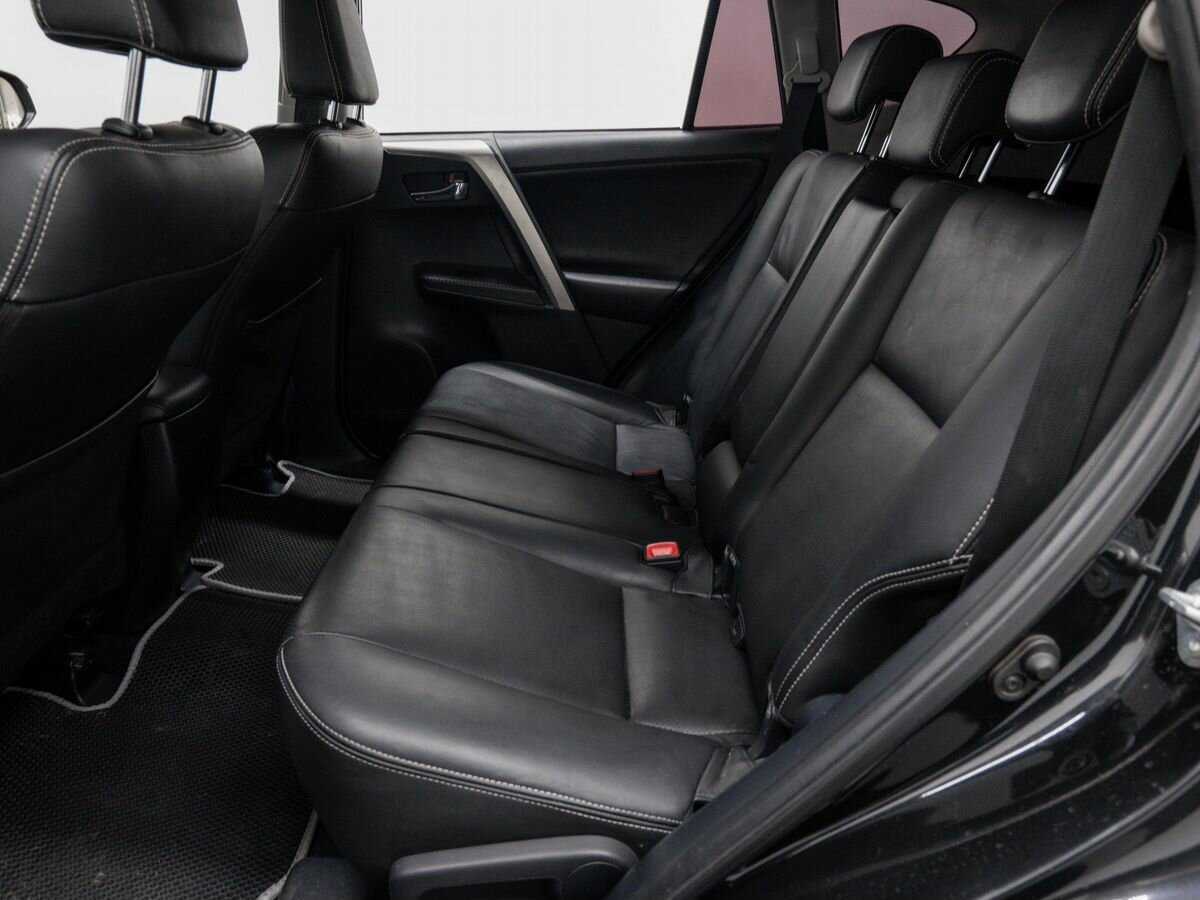 Toyota RAV4 2014 года с пробегом. Фото: #11