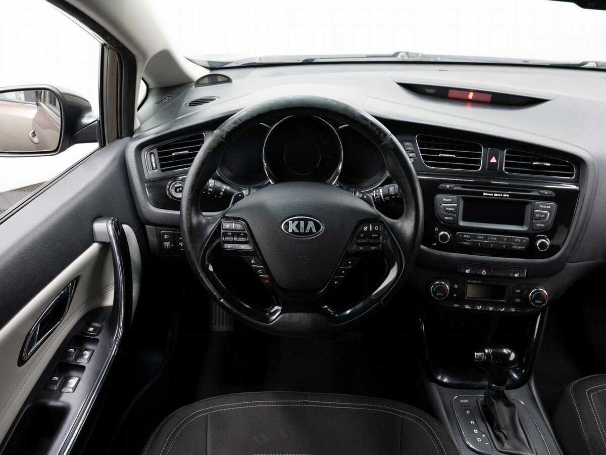 Kia Ceed 2013 года с пробегом. Фото: #13