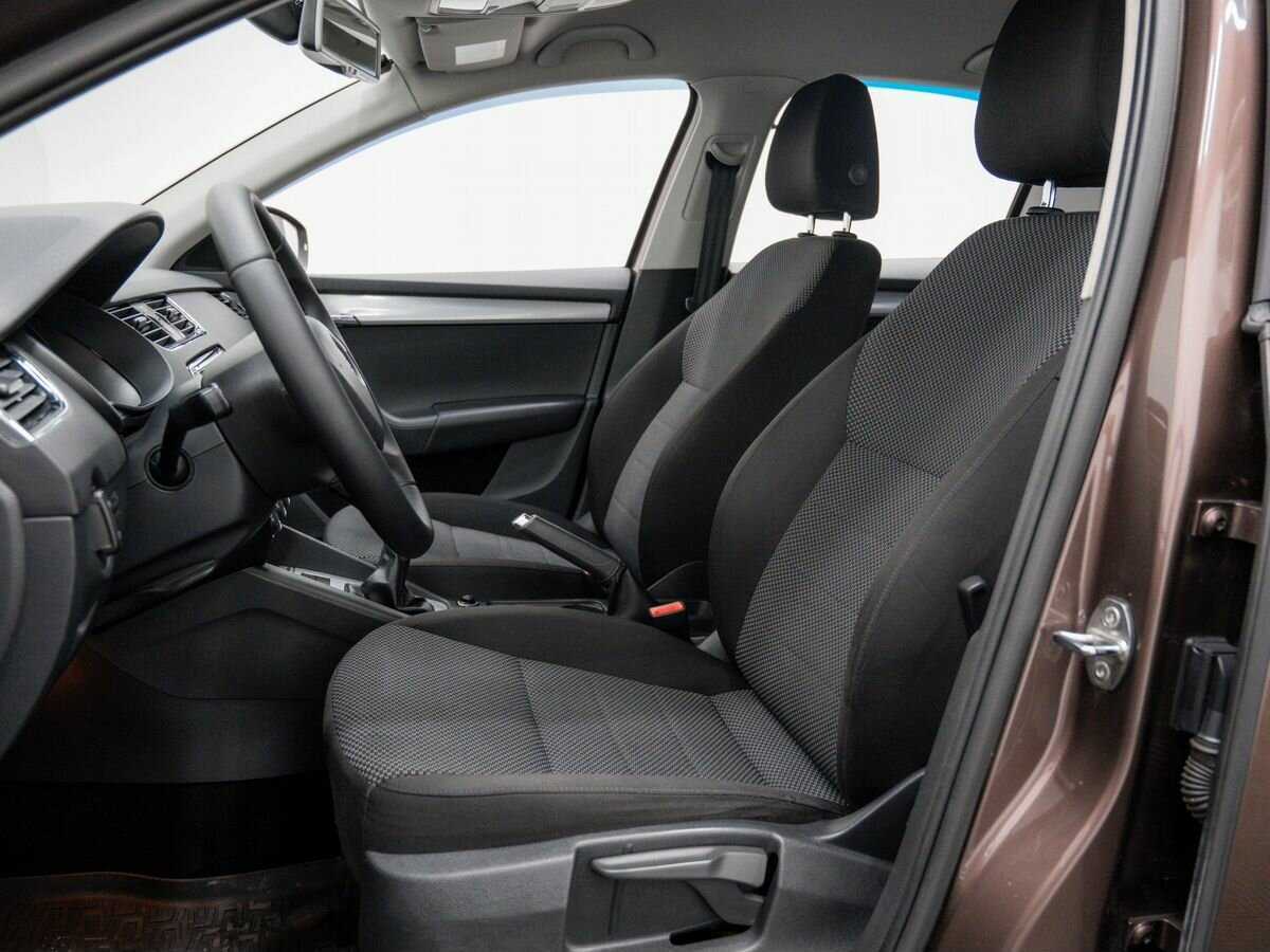 Skoda Octavia 2013 года с пробегом. Фото: #13