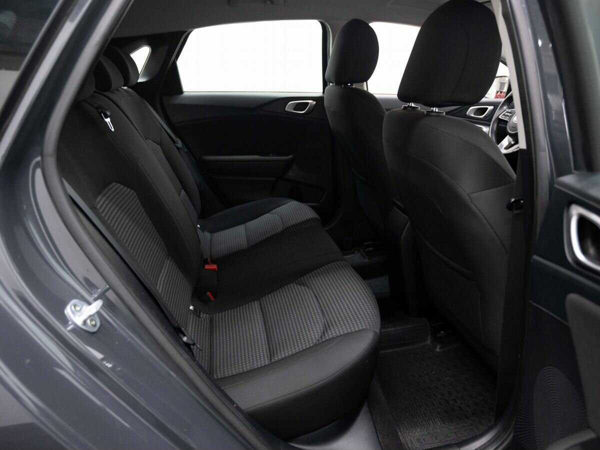 Kia Ceed 2018 года с пробегом. Фото: #9