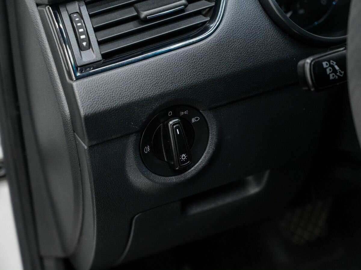 Skoda Octavia 2017 года с пробегом. Фото: #15