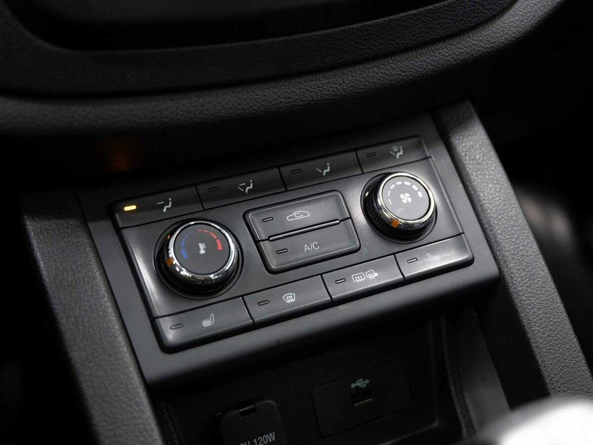 FAW Besturn X40 2019 года с пробегом. Фото: #19