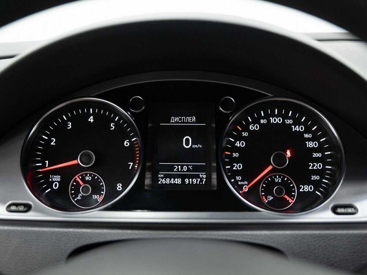 Volkswagen Passat CC 2013 года с пробегом. Фото: #16