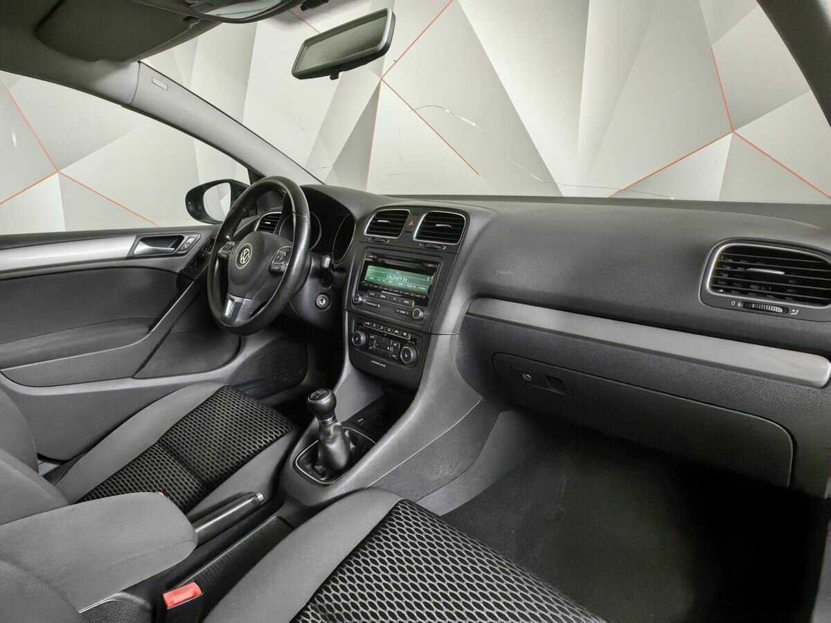 Volkswagen Golf 2012 года с пробегом. Фото: #8