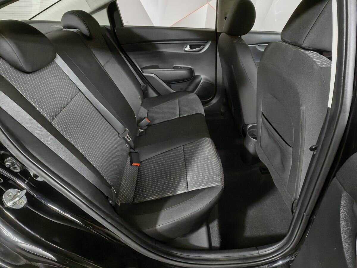 Kia Rio 2017 года с пробегом. Фото: #11