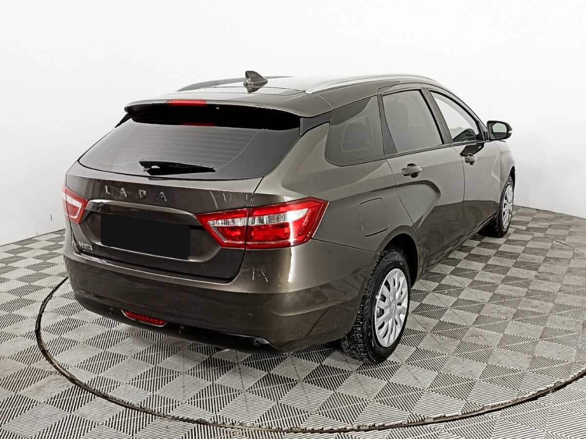 Lada (ВАЗ) Vesta 2021 года с пробегом. Фото: #4
