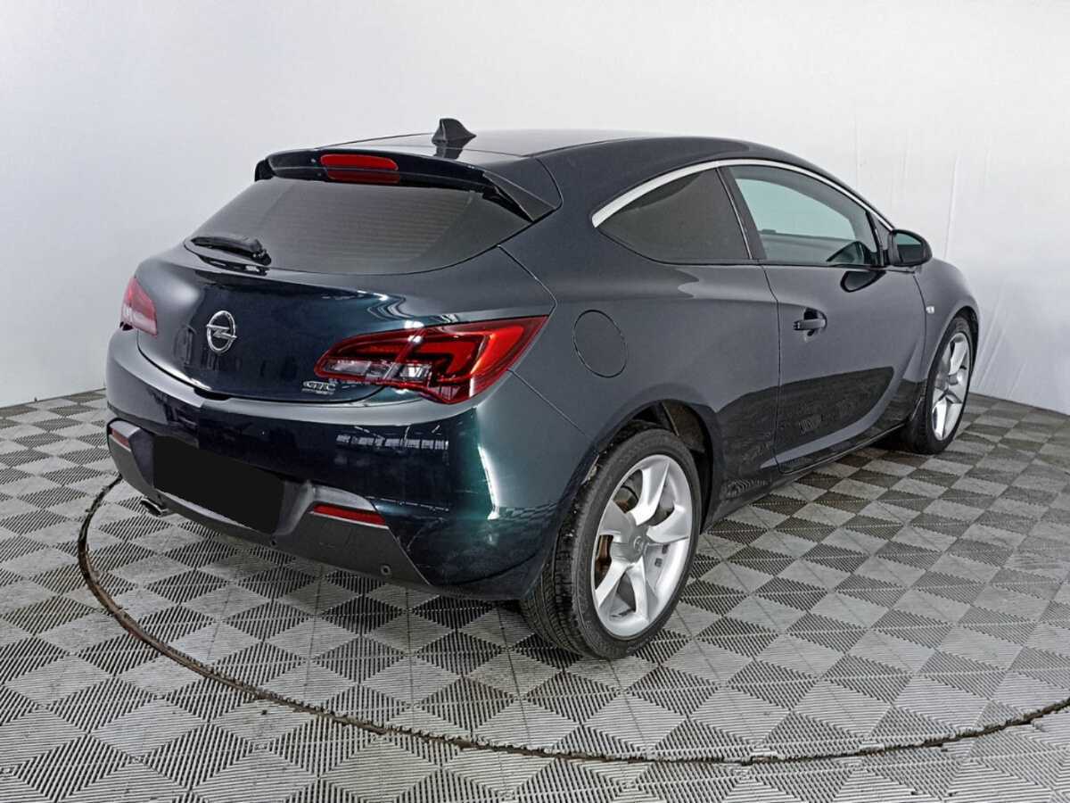 Opel Astra 2014 года с пробегом. Фото: #4