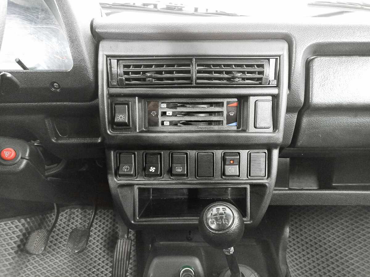 Lada (ВАЗ) 2121 (4x4) 2017 года с пробегом. Фото: #12