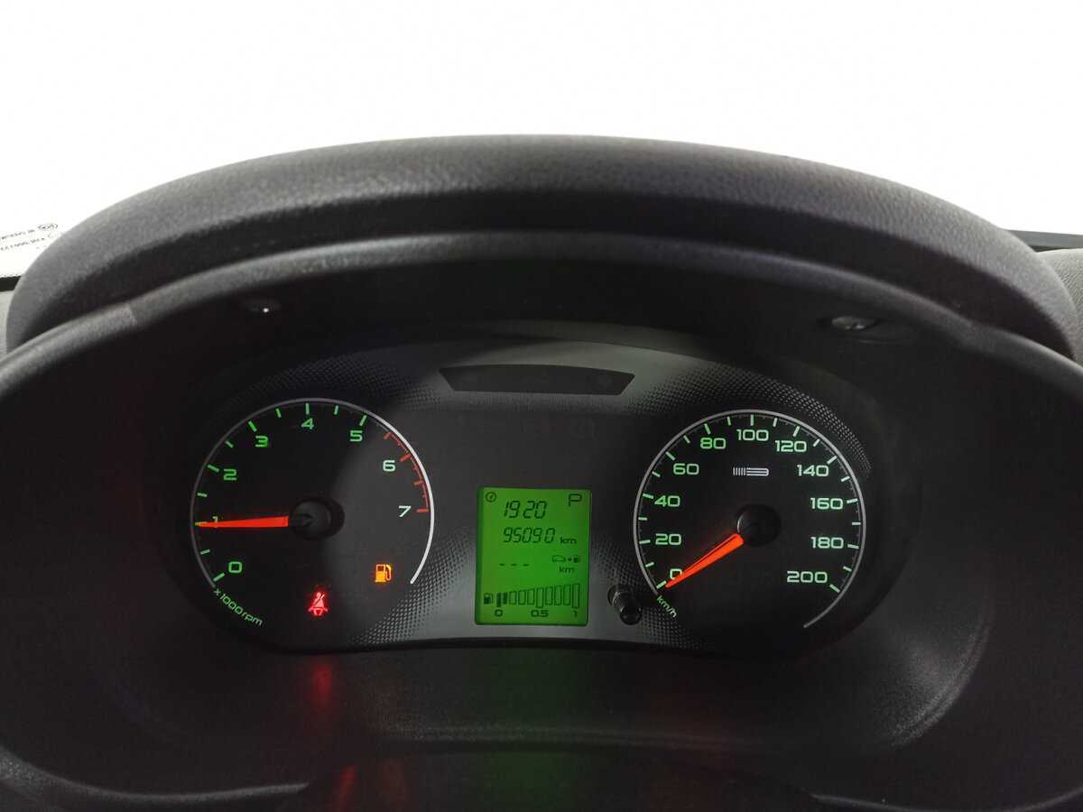 Lada (ВАЗ) Granta 2013 года с пробегом. Фото: #10