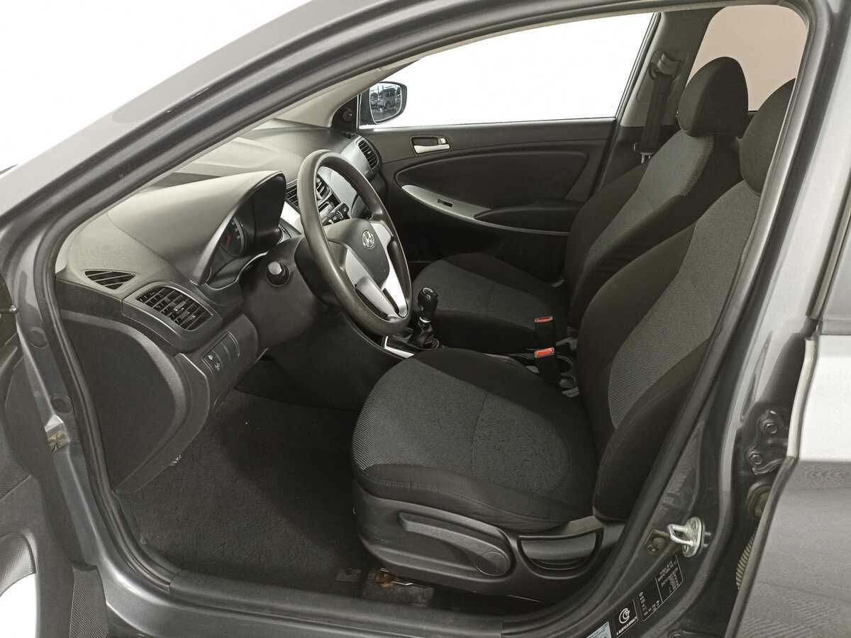 Hyundai Solaris 2013 года с пробегом. Фото: #10