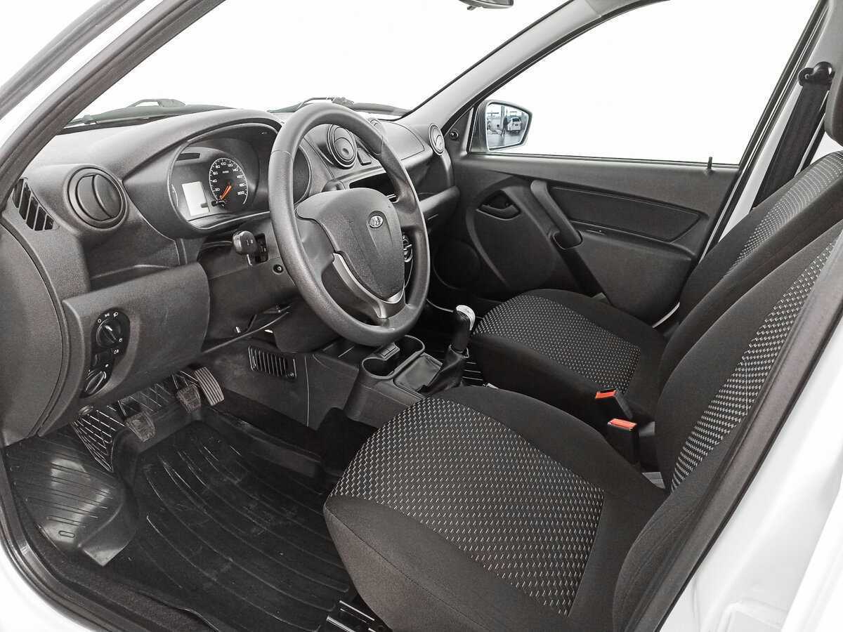 Lada (ВАЗ) Granta 2018 года с пробегом. Фото: #9