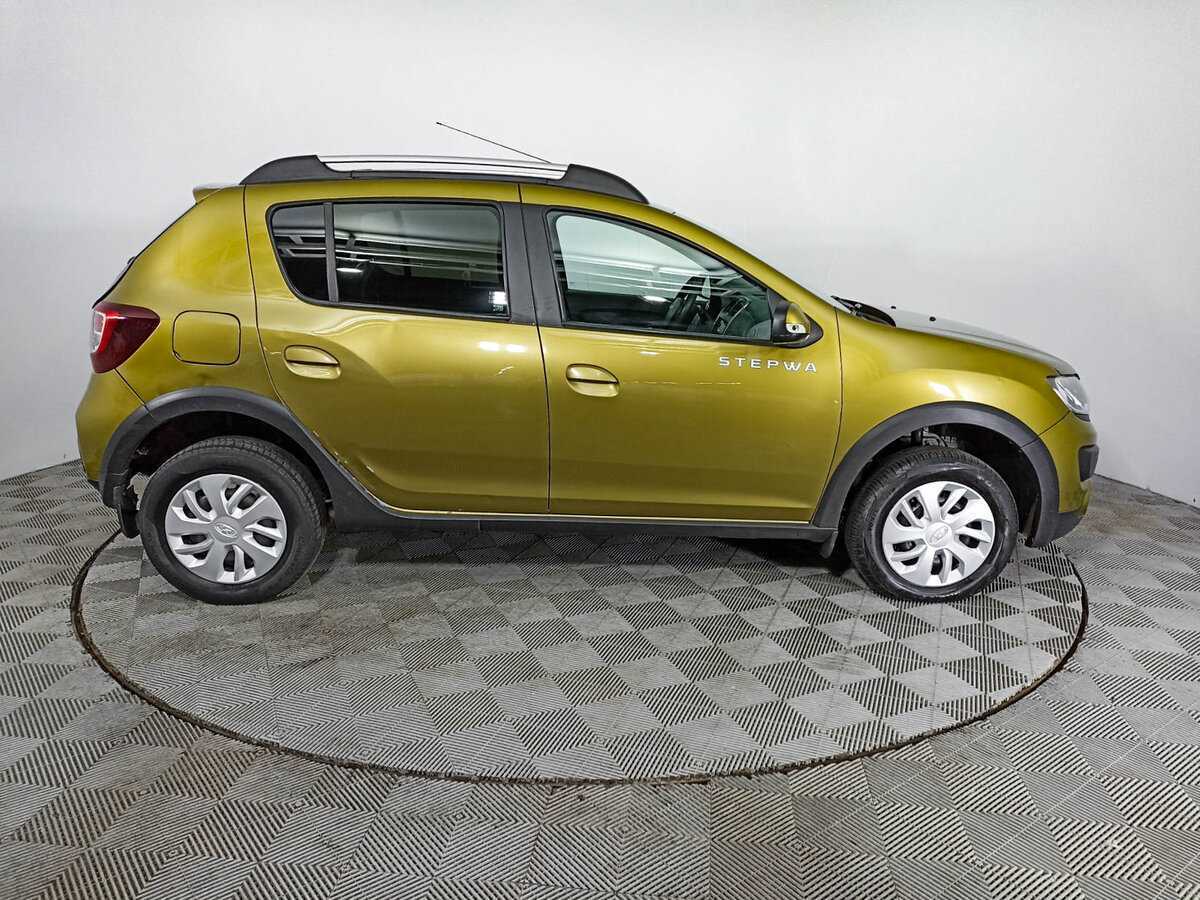 Renault Sandero 2017 года с пробегом. Фото: #3