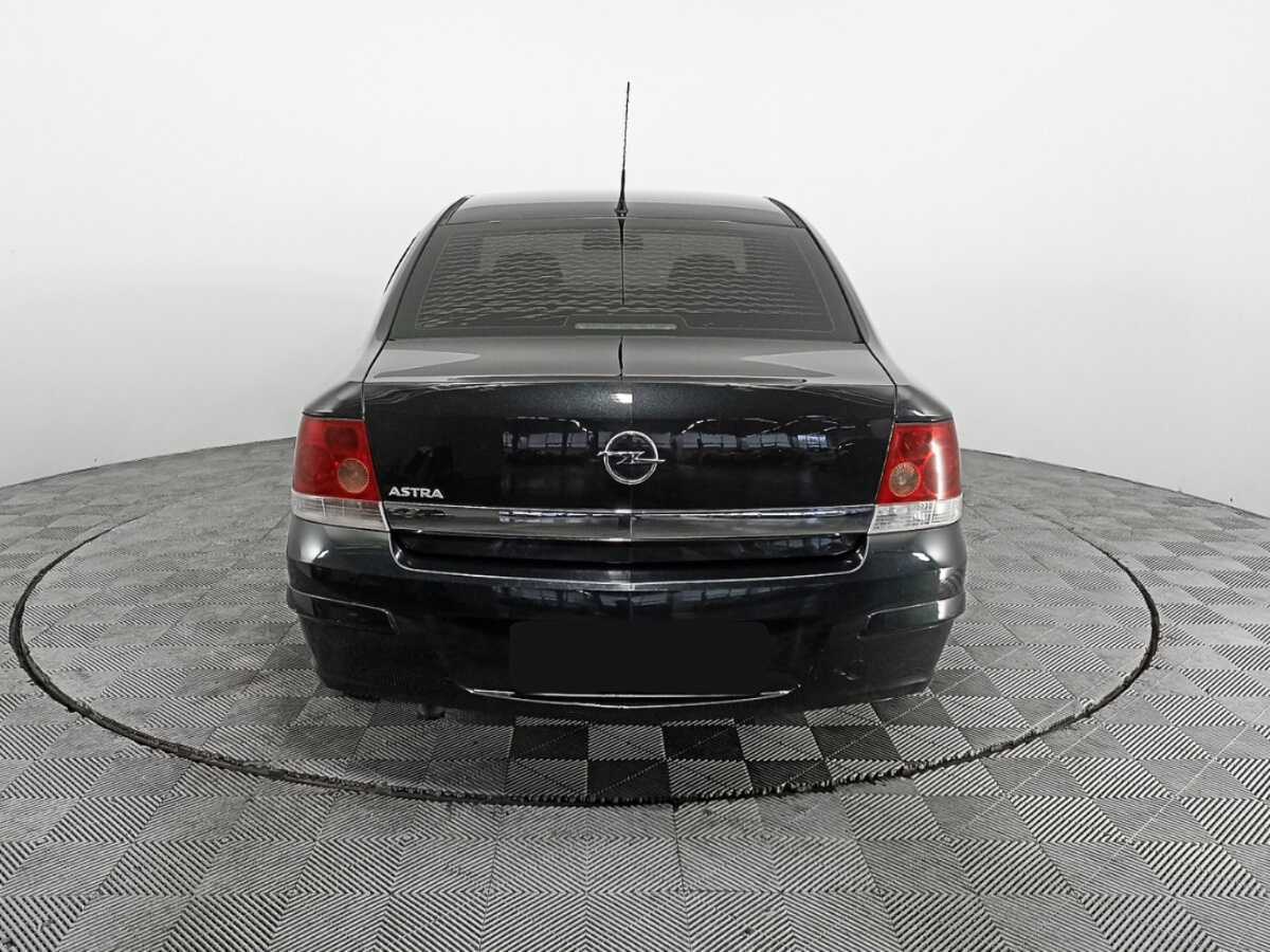 Opel Astra 2012 года с пробегом. Фото: #5