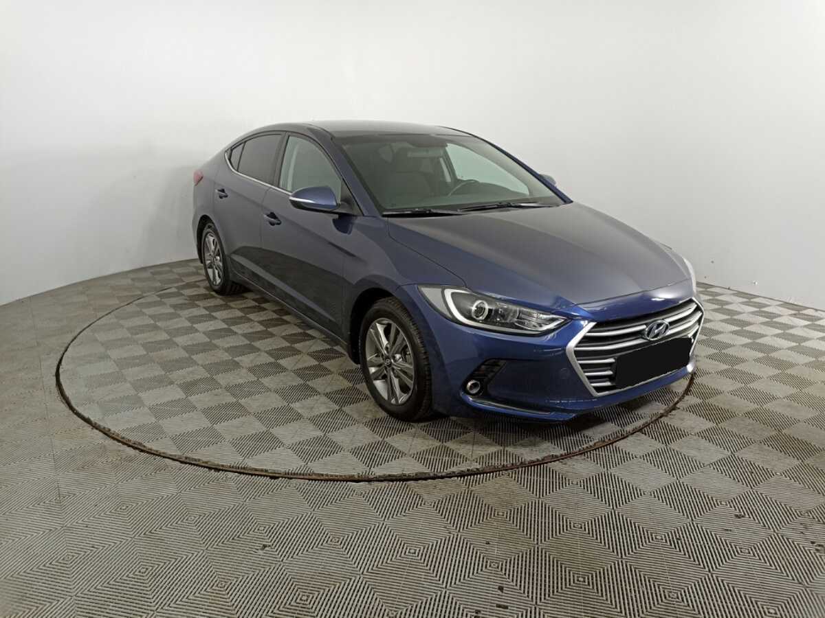 Hyundai Elantra 2018 года с пробегом. Фото: #2
