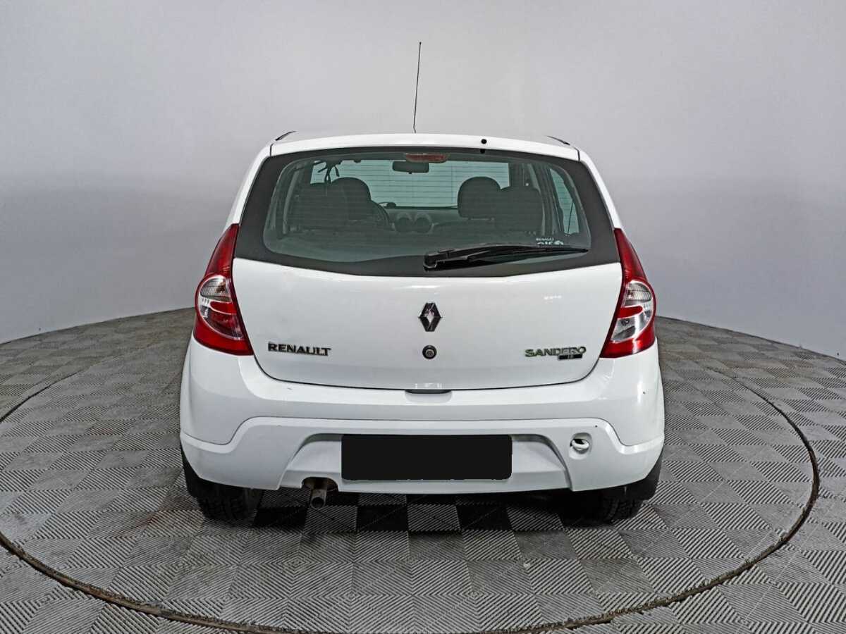 Renault Sandero 2014 года с пробегом. Фото: #4