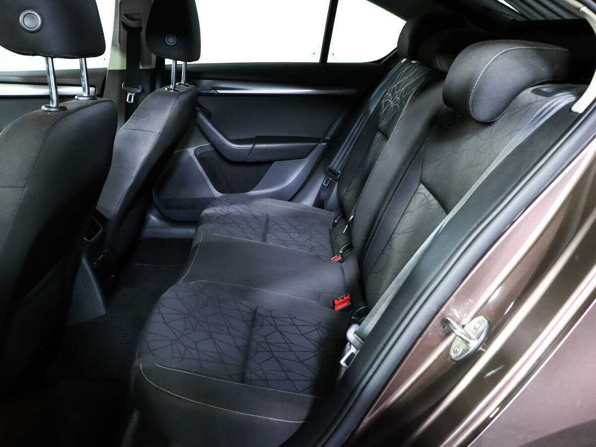 Skoda Octavia 2019 года с пробегом. Фото: #9