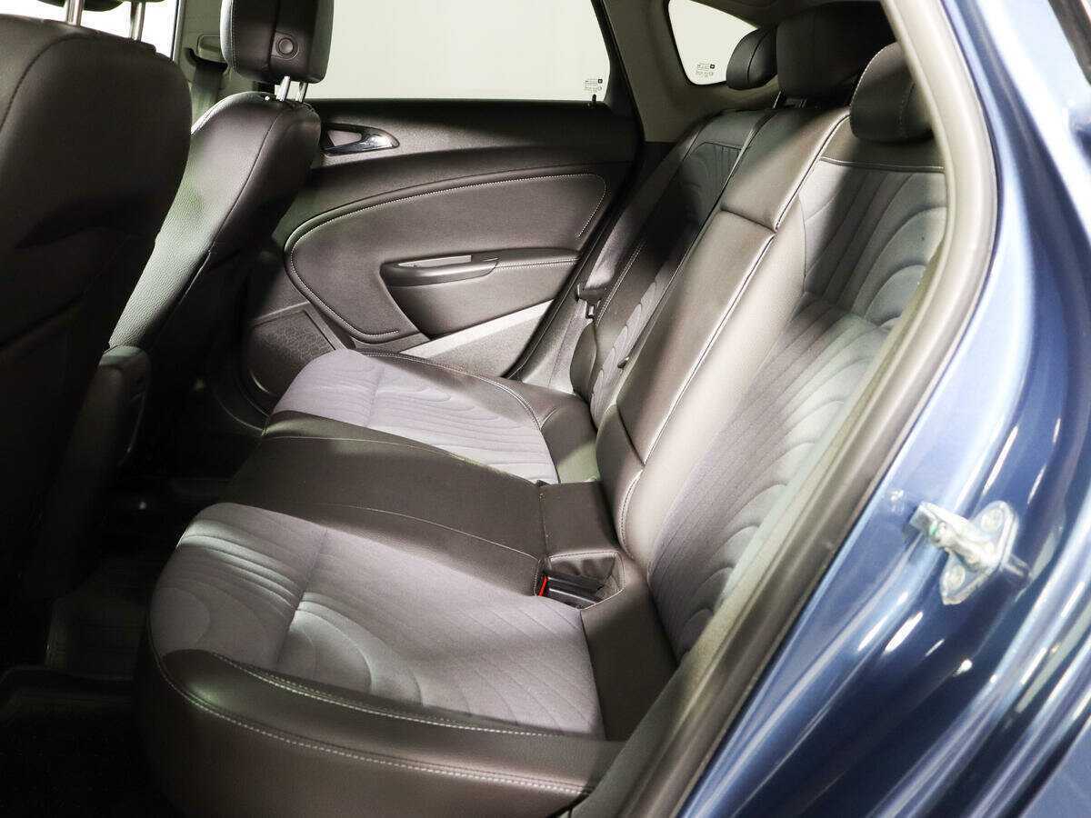 Opel Astra 2014 года с пробегом. Фото: #7