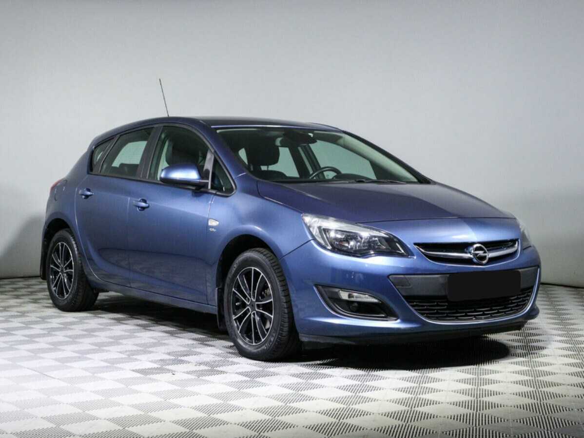 Opel Astra 2014 года с пробегом. Фото: #2