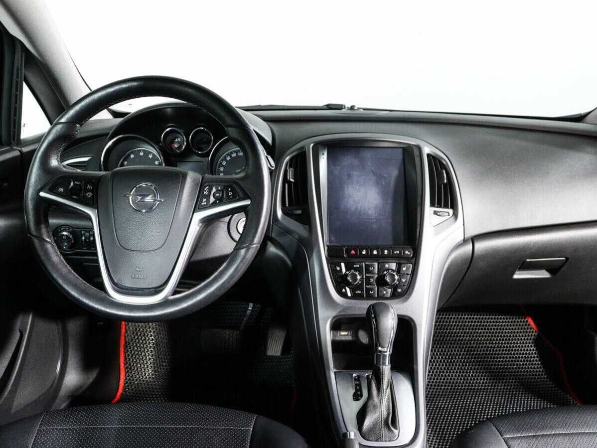 Opel Astra 2014 года с пробегом. Фото: #12