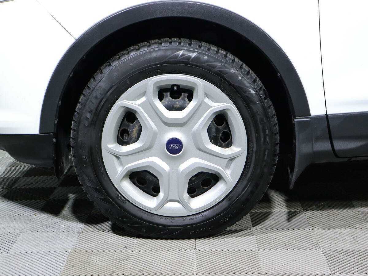 Ford Kuga 2014 года с пробегом. Фото: #14