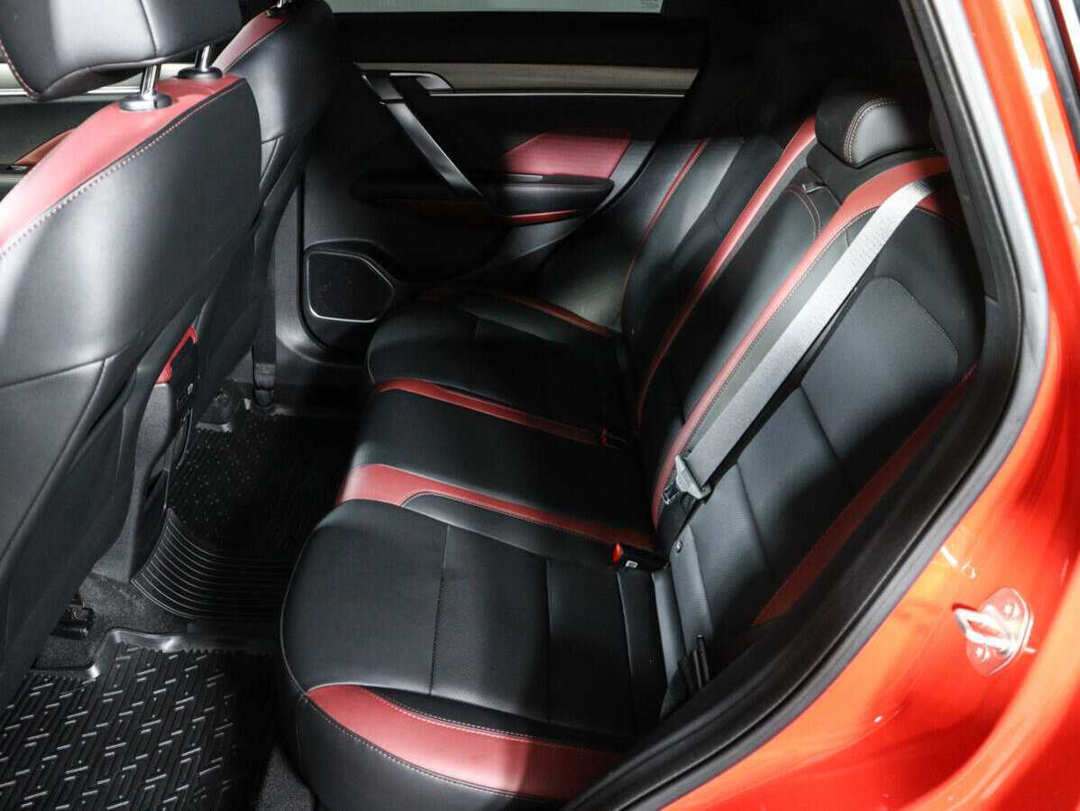 Geely Coolray 2022 года с пробегом. Фото: #9