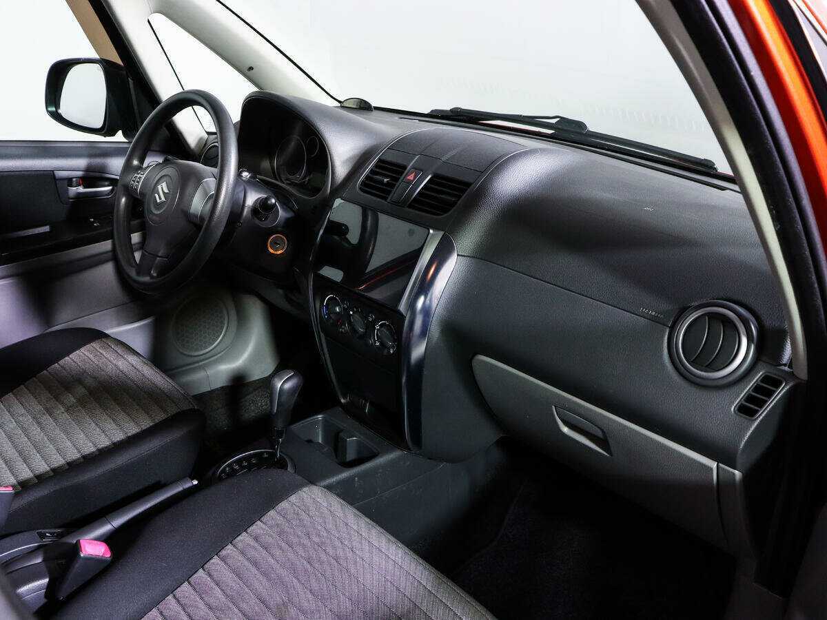 Suzuki SX4 2012 года с пробегом. Фото: #8