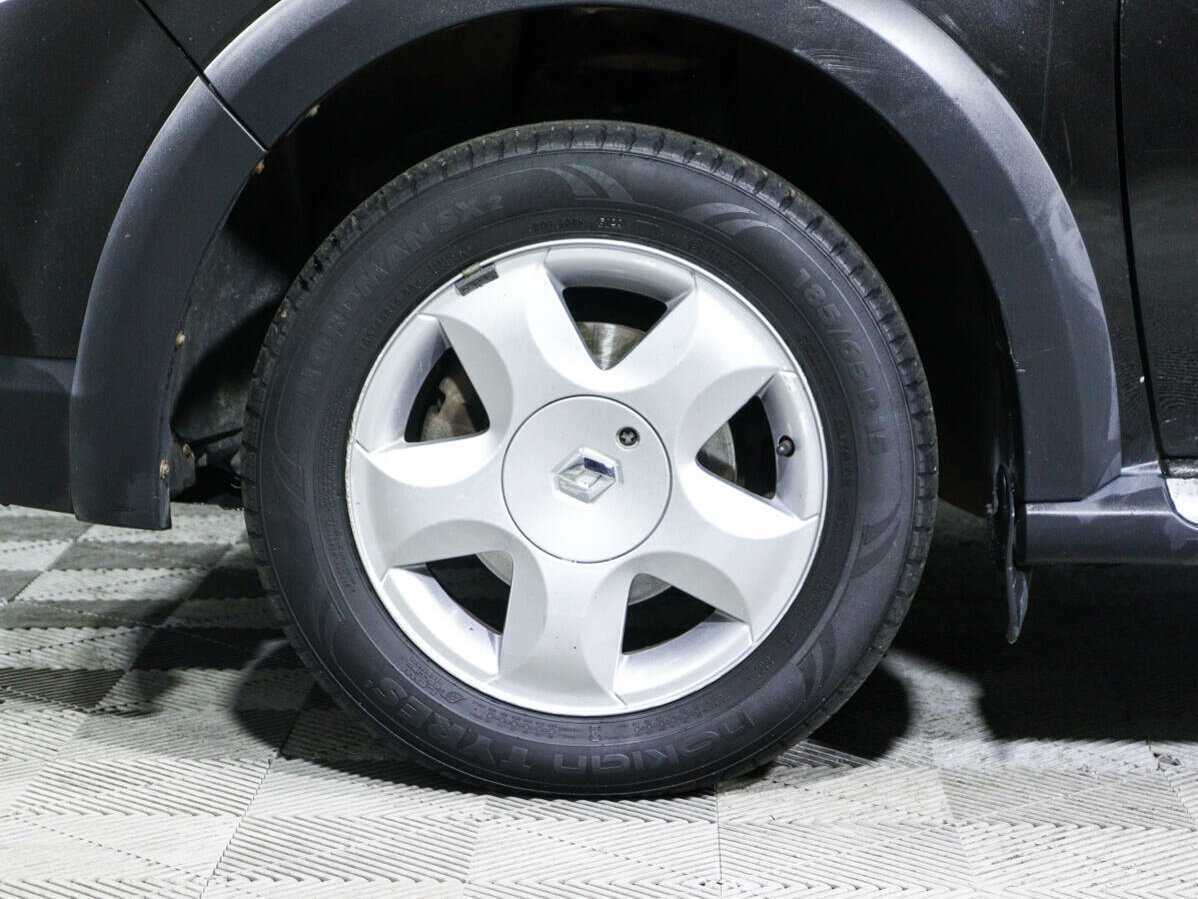 Renault Sandero 2012 года с пробегом. Фото: #14