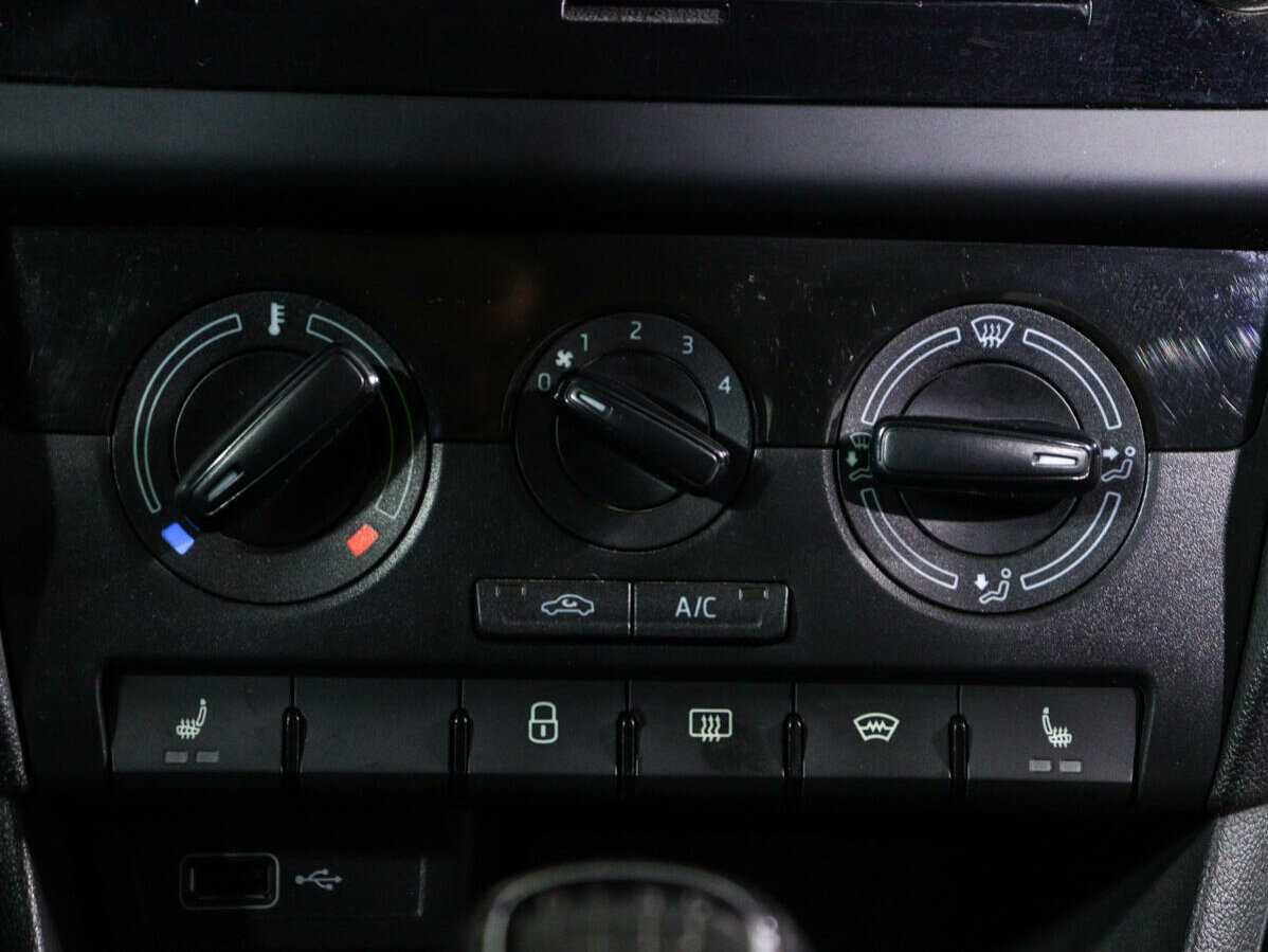 Skoda Rapid 2019 года с пробегом. Фото: #13