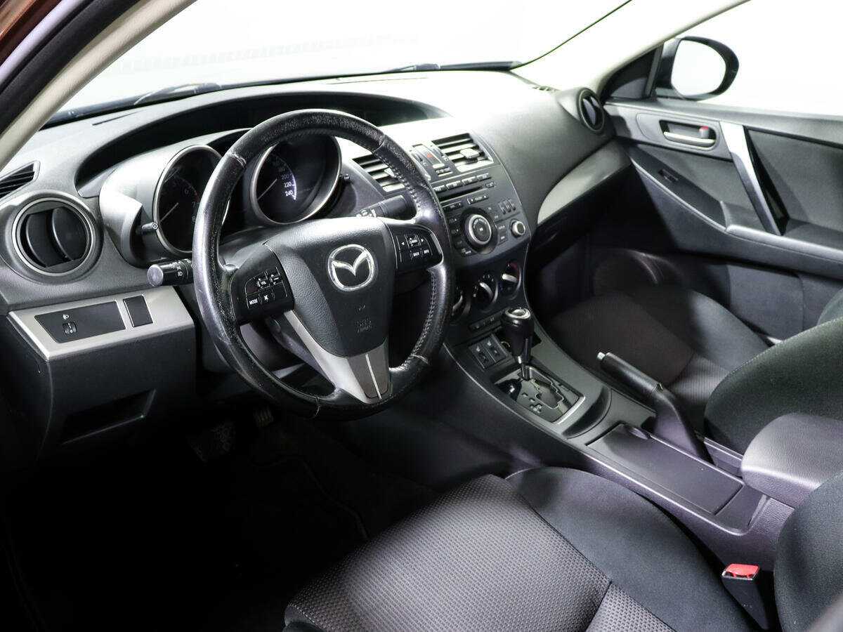 Mazda 3 2012 года с пробегом. Фото: #11